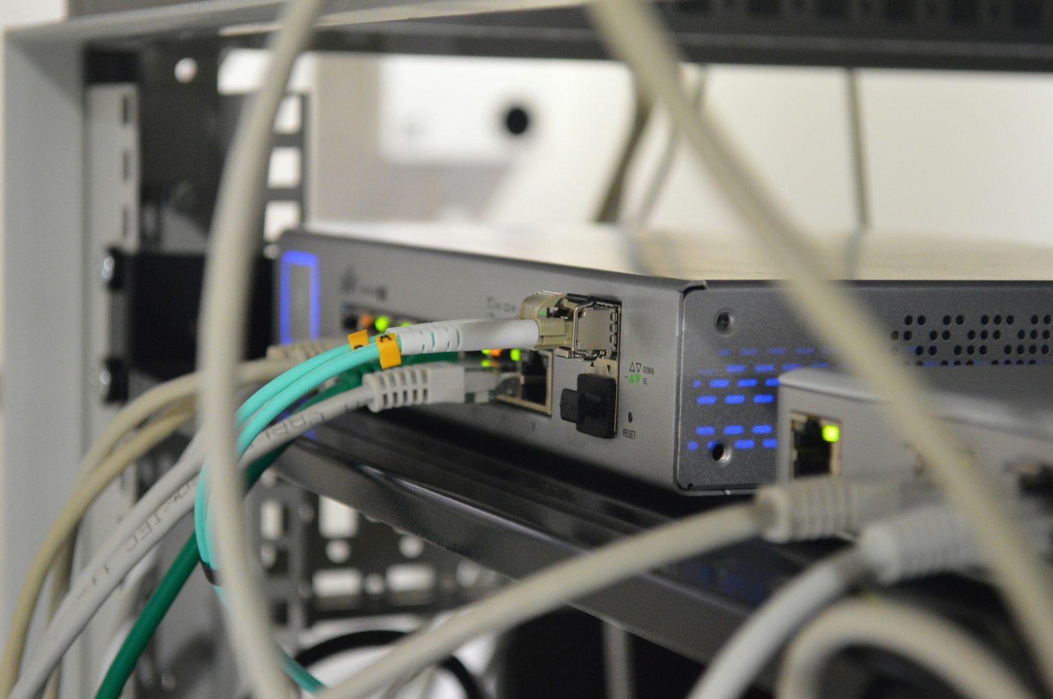 DD-WRT vs. Tomat vs. OpenWRT: Hvilken router-firmware er den bedste?