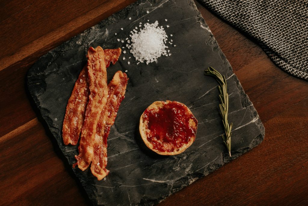 Opskrift: Sådan laver du sprødt bacon i en Air Fryer