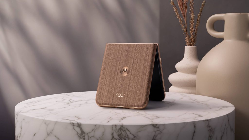 Motorola Razr 60 Ultra: Ny klapmobil med foldbar skærm