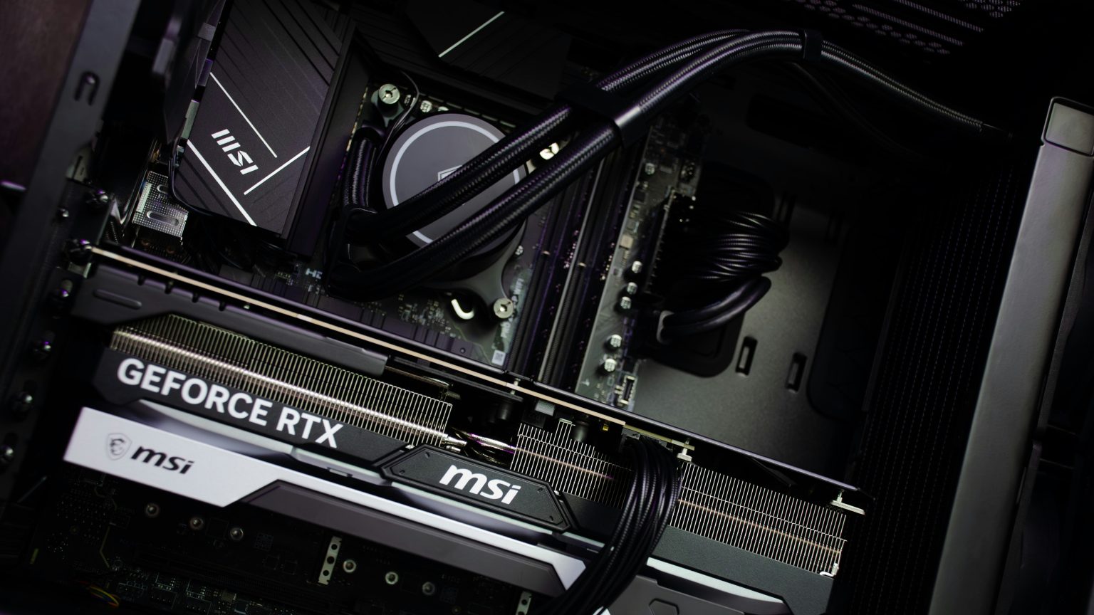 Udfordringer med GeForce RTX 4070 advarer om PSU-valgets vigtighed